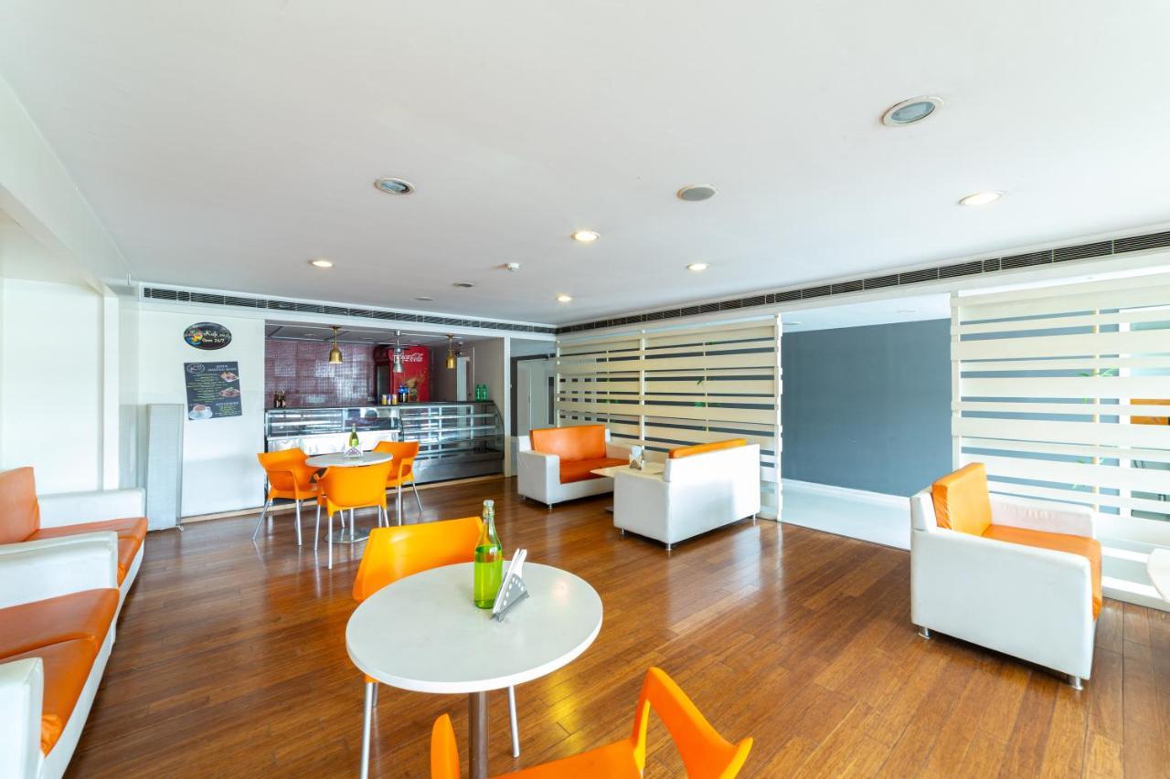 Icon Select By Bhagini Hotel Bangalore Exterior foto