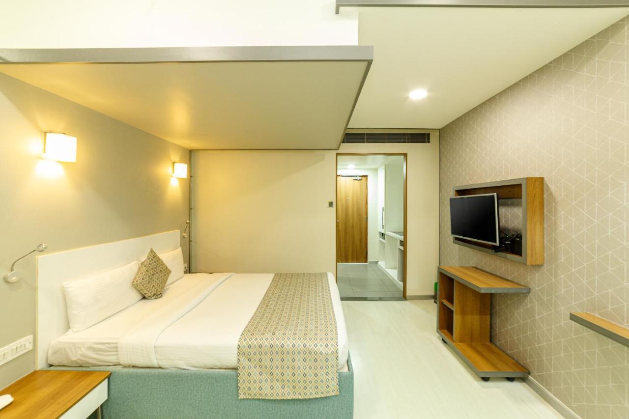 Icon Select By Bhagini Hotel Bangalore Exterior foto