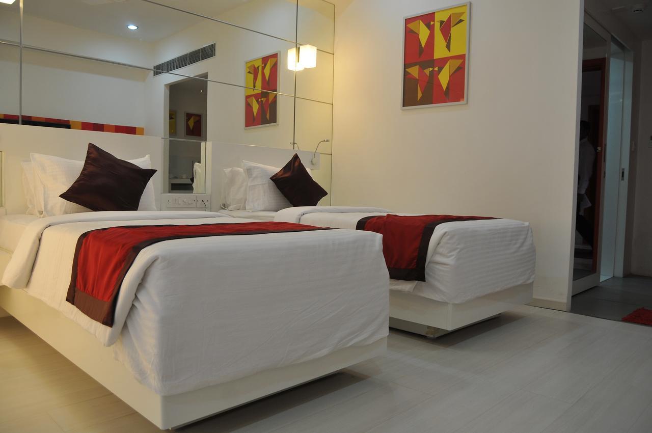 Icon Select By Bhagini Hotel Bangalore Exterior foto